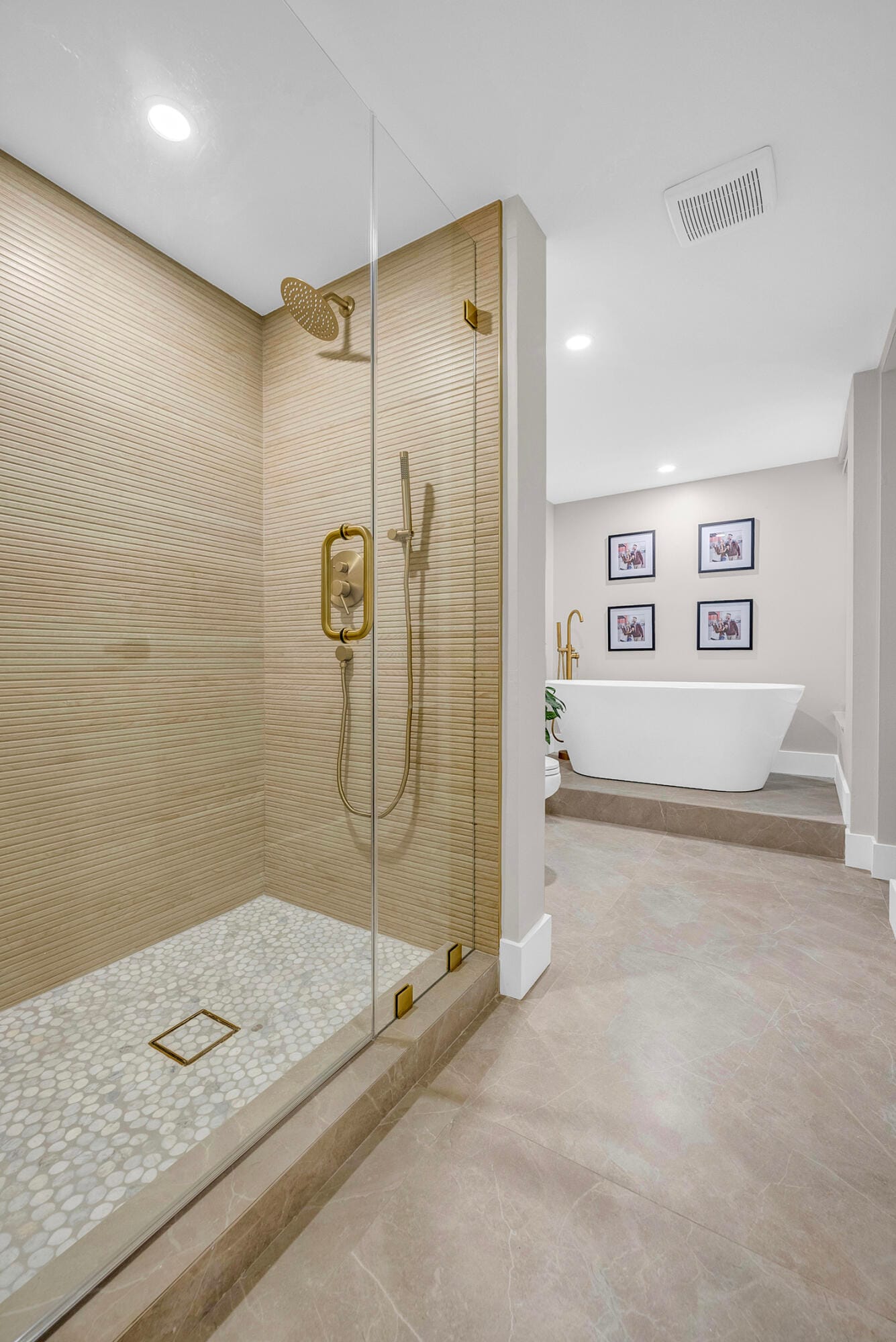 5701 CAMINO DEL SOL 102 — photo 10