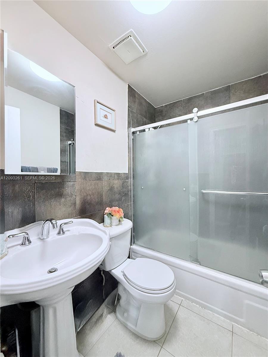 1284 W 44th Place 1 — photo 10