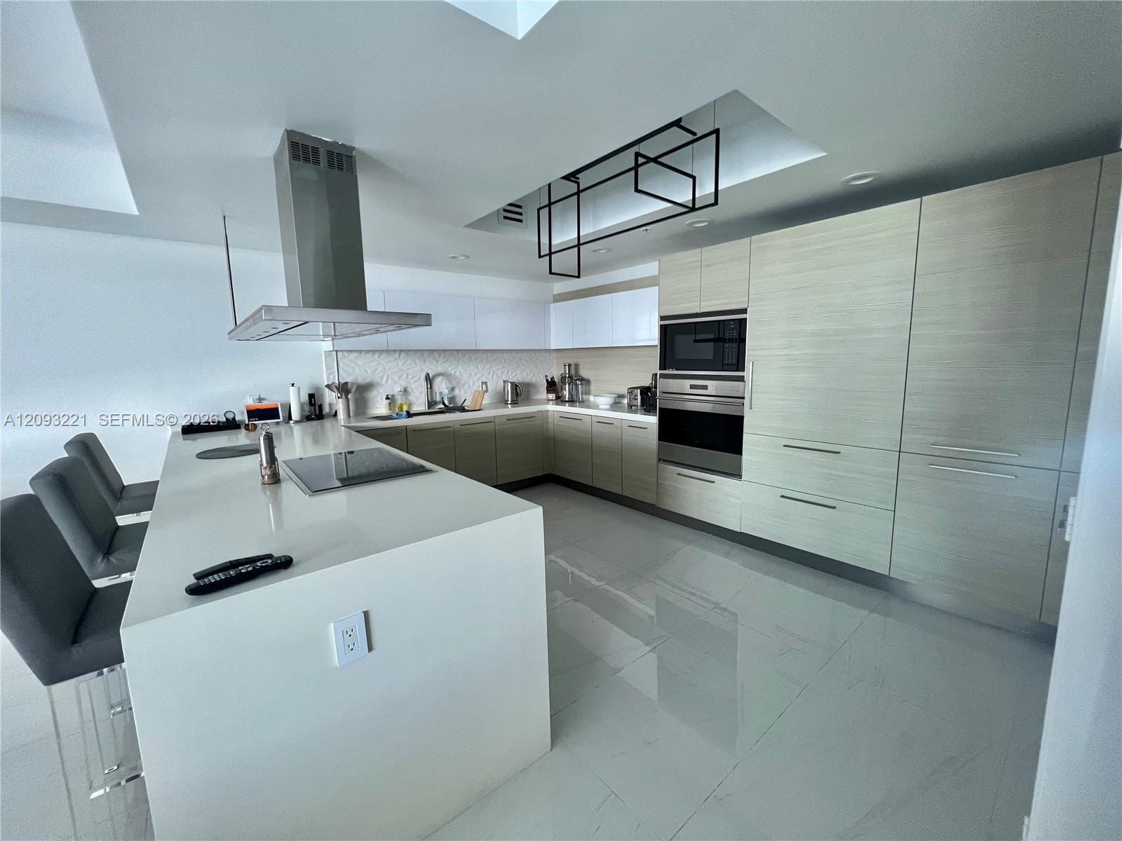 17301 Biscayne Boulevard 1707, North Miami Beach, FL 33160 photo 14