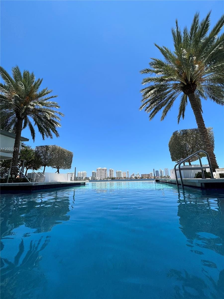17301 Biscayne Boulevard 1707, North Miami Beach, FL 33160 photo 20