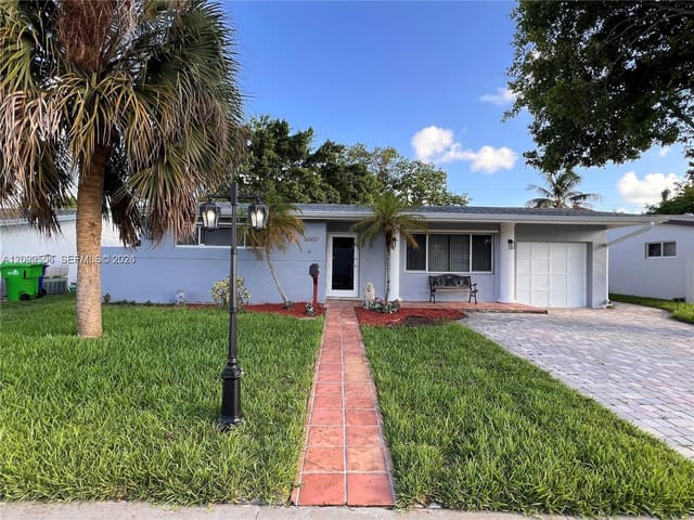 6660 NW 25th Street, Sunrise, FL 33313