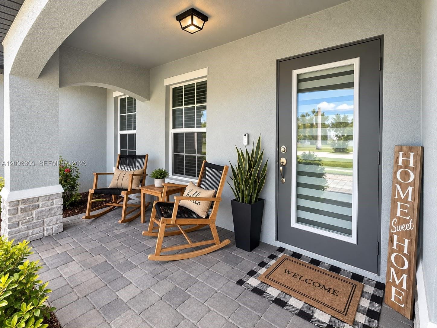 1409 SW 19th Place — photo 2