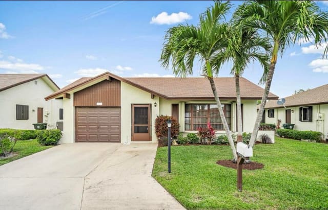 6089 Glentree Lane, Greenacres, FL 33463