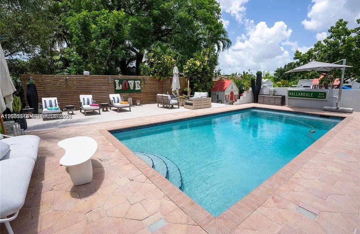 31 SW 6th Street, Hallandale Beach, FL 33009 photo 20