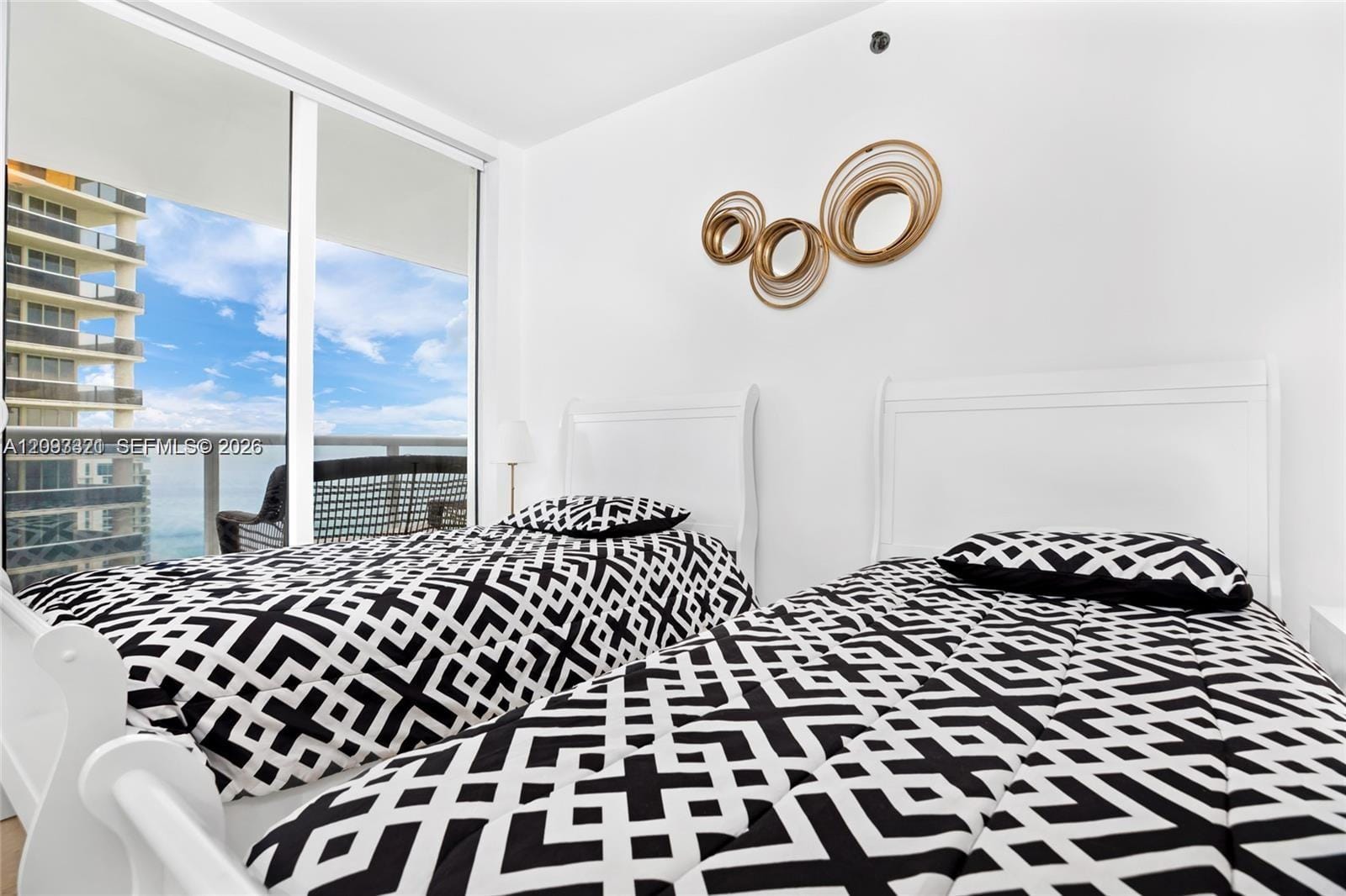 1830 S Ocean Drive 2808, Hallandale Beach, FL 33009 photo 4