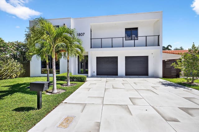 1807 NE 18th Street, North Ridge, Fort Lauderdale, FL