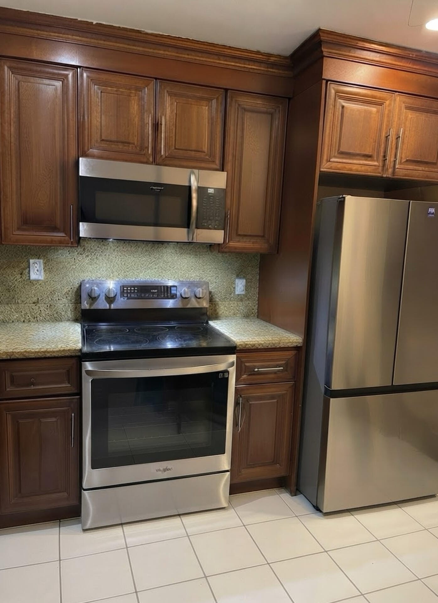 4821 NW 22ND Court 204 — photo 11