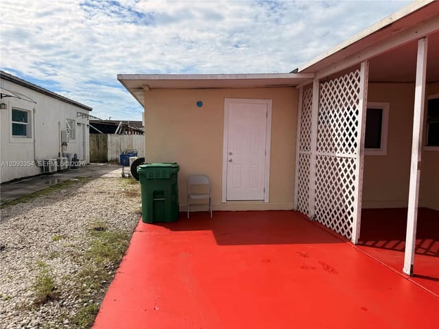 12401 W Okeechobee Road 133, Hialeah Gardens, FL 33018