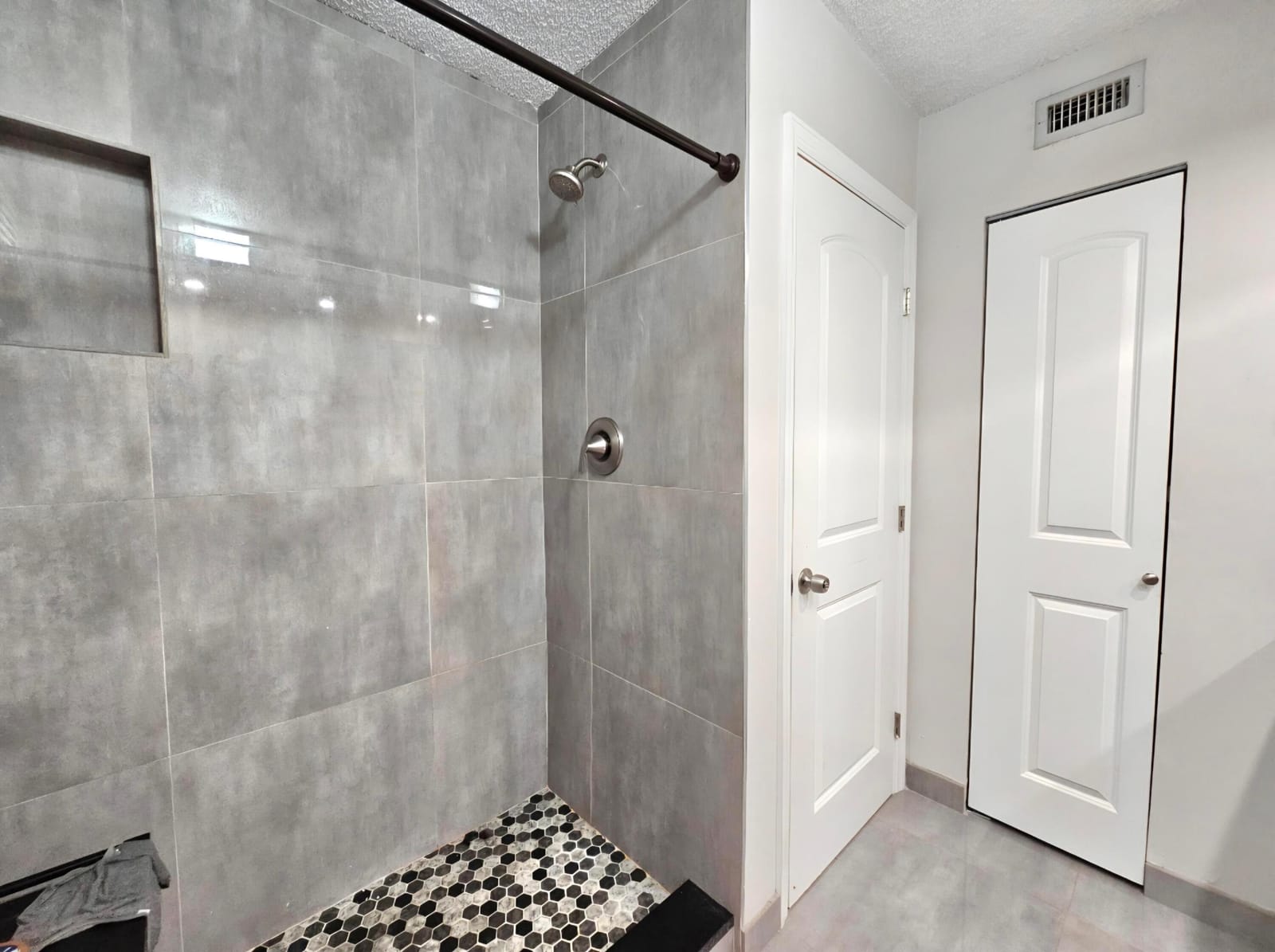 651 Lyons Road 10107 — photo 9