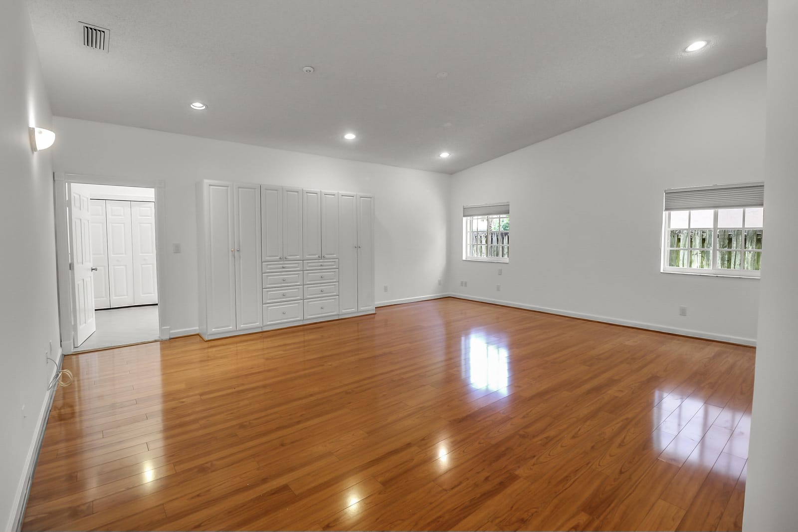 551 NW 108TH Avenue, Plantation, FL 33324 photo 22
