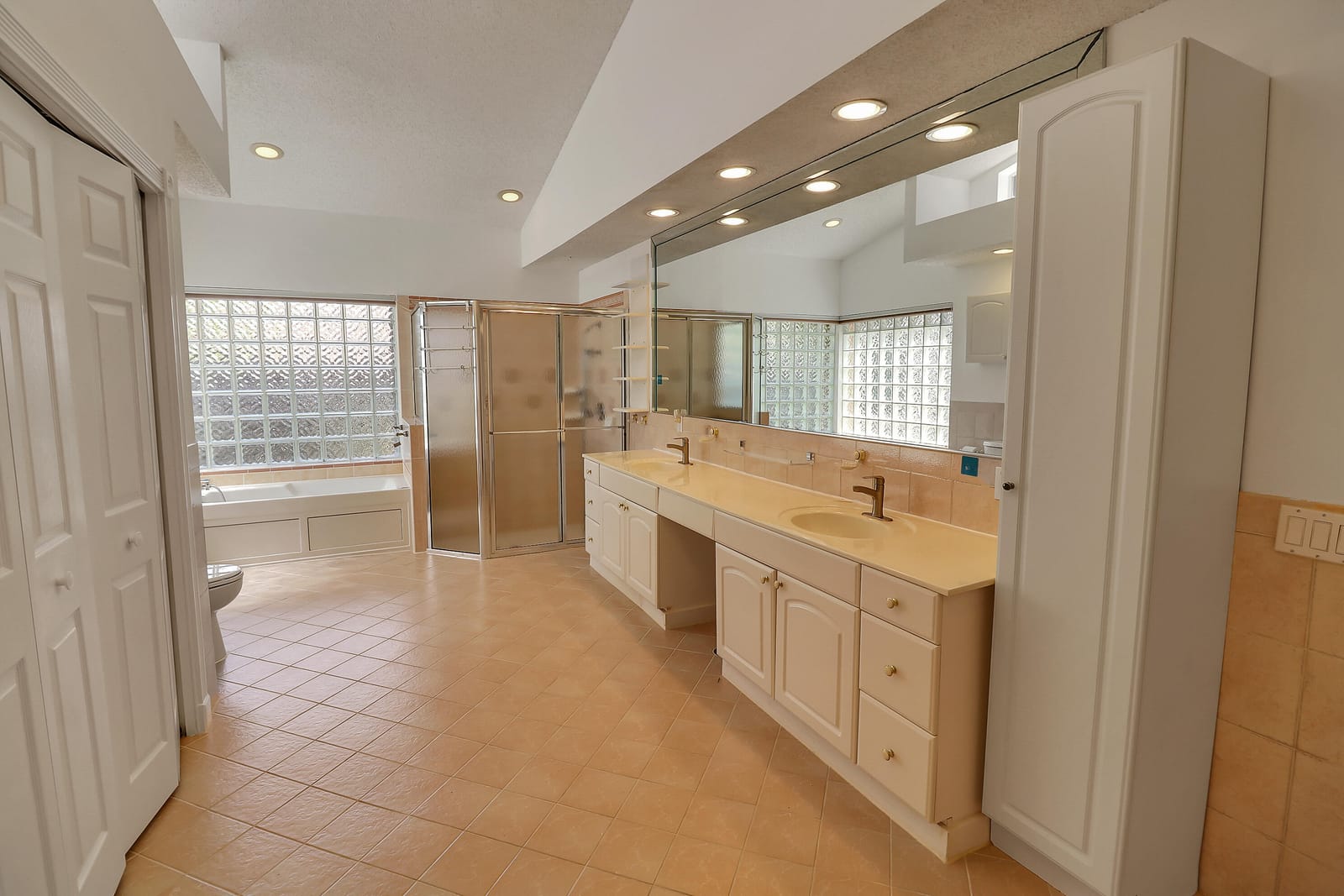 551 NW 108TH Avenue, Plantation, FL 33324 photo 25