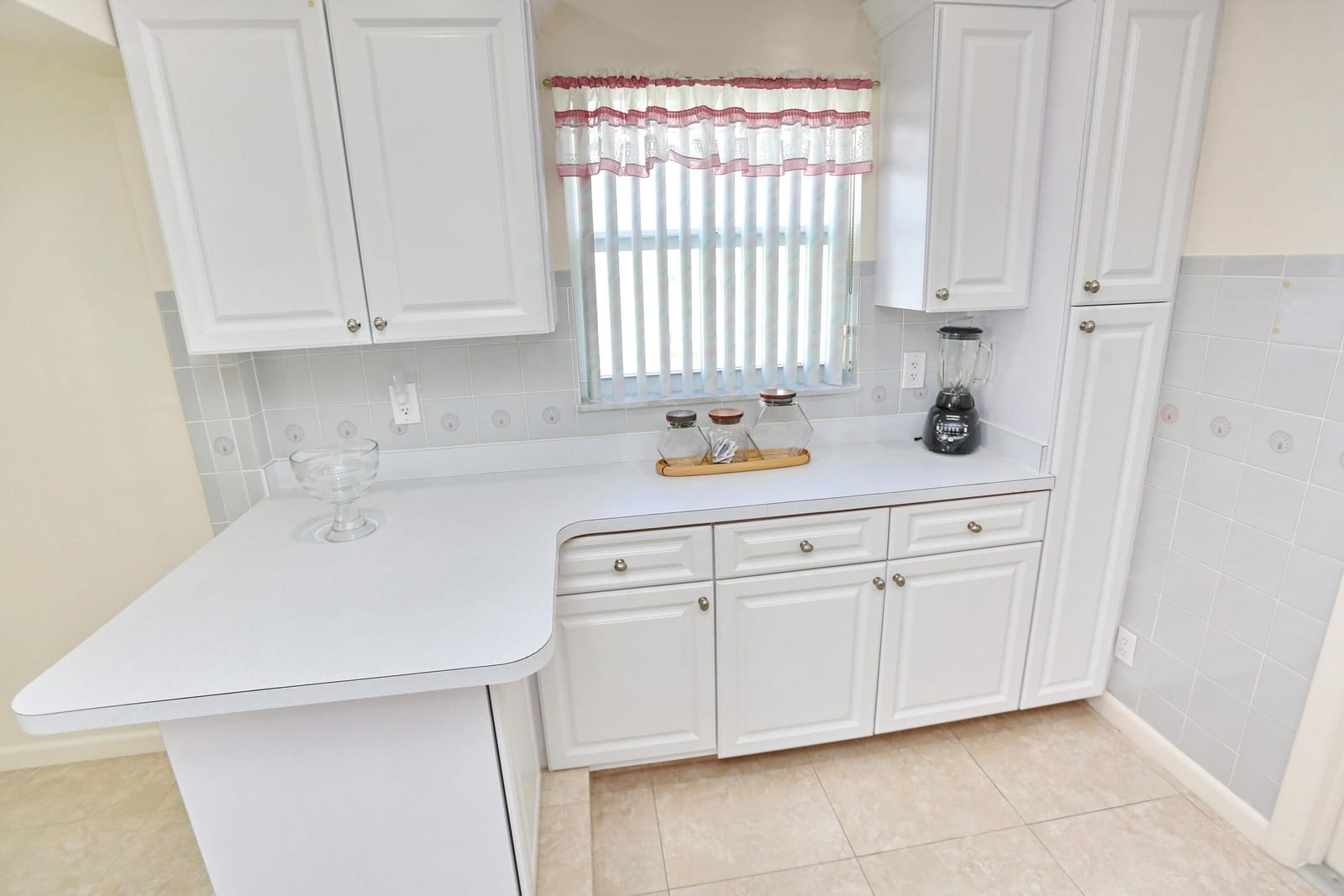 1015 SW 16th Street, Boynton Beach, FL 33426 photo 13