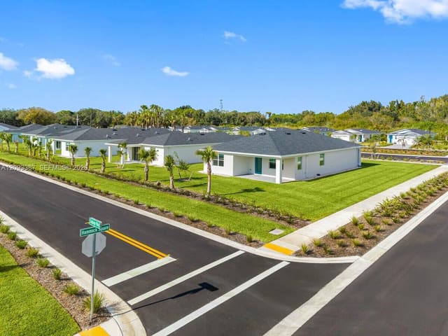 15760 SW Hammock Way Redwood, Indiantown, FL 34956