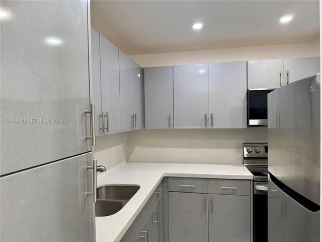 4675 W 18th Court 501, Hialeah, FL 33012