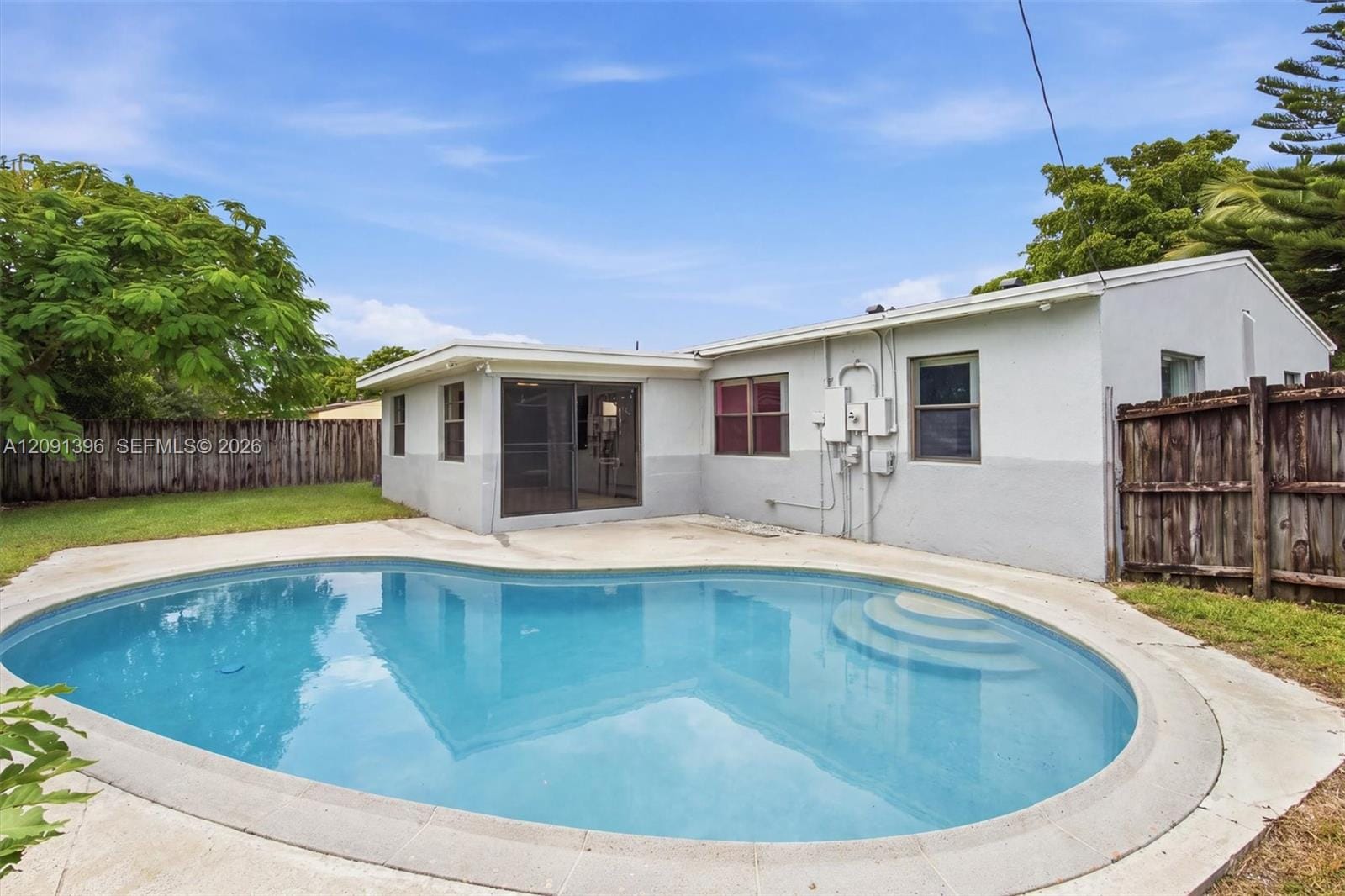 6528 SW 26th Street, Miramar, FL 33023 photo 2