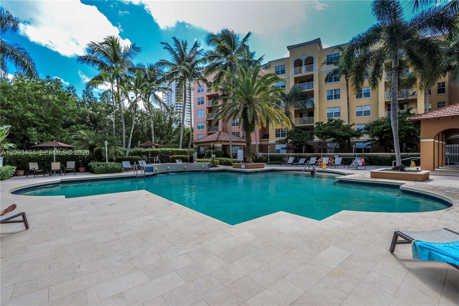 19555 E Country Club Drive 8202, Aventura, FL 33180 photo 23