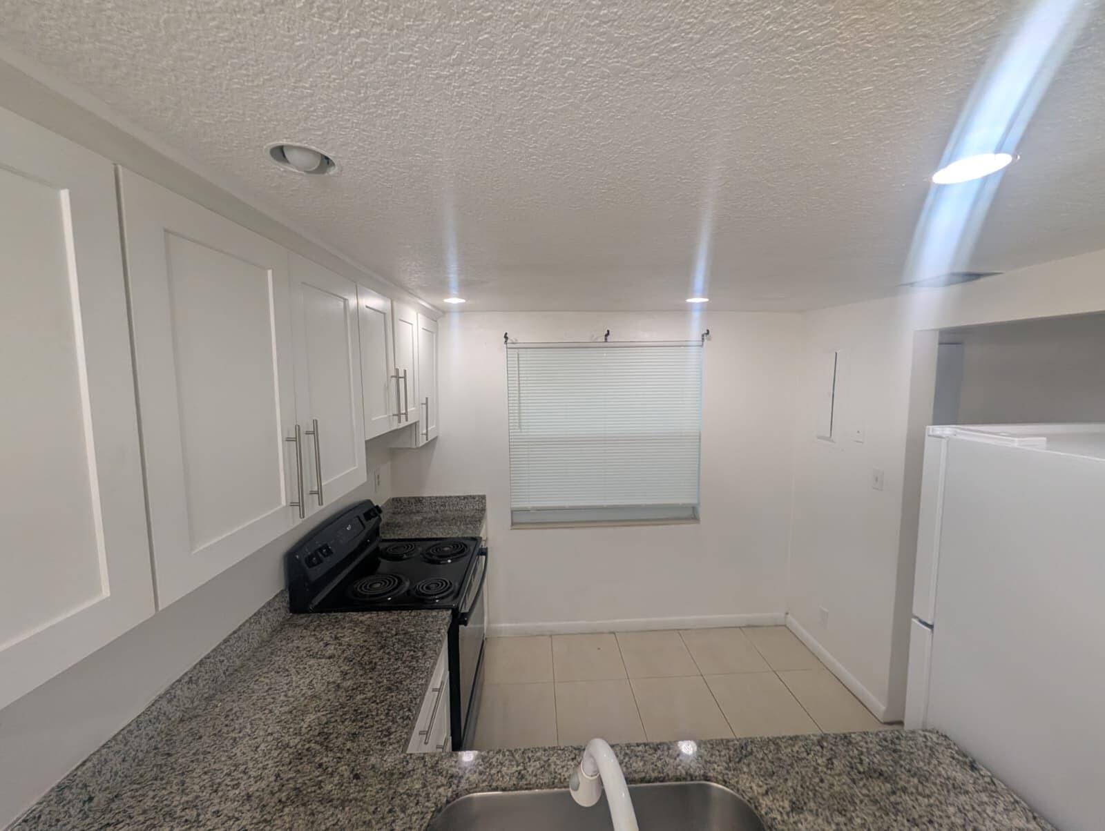 3101 NW 47TH Terrace 326, Lauderdale Lakes, FL 33319 photo 2