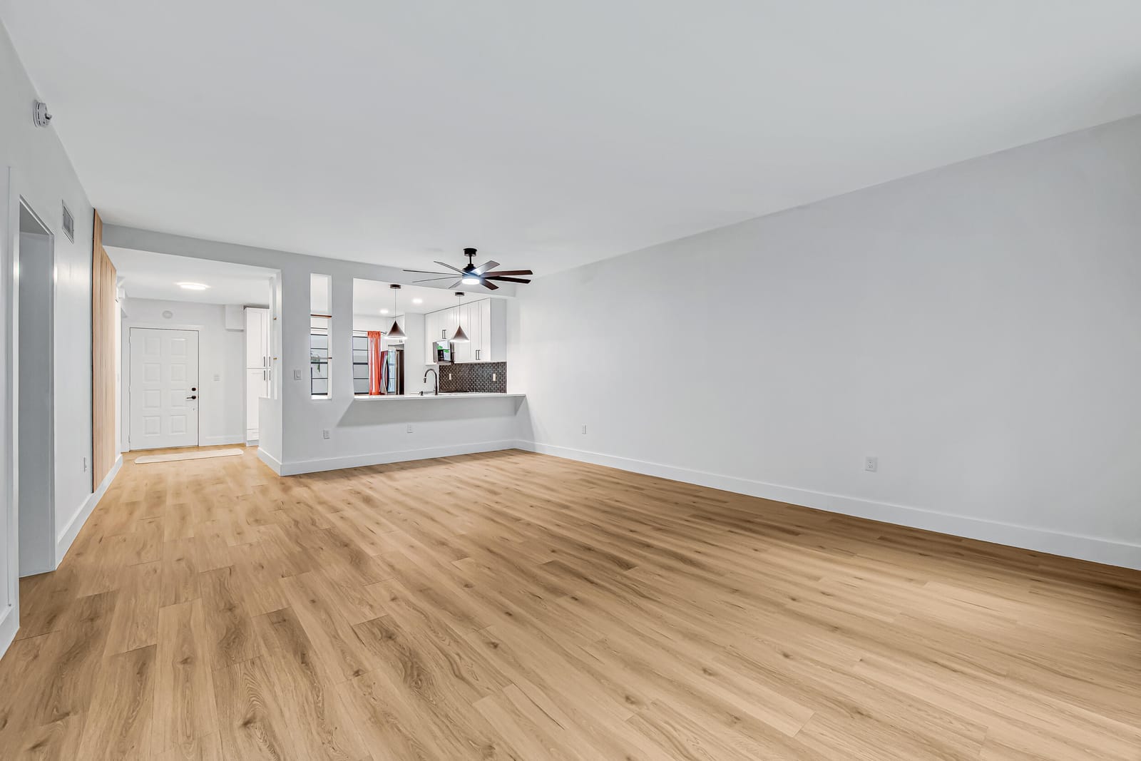 6670 VILLA SONRISA Drive 213, Boca Raton, FL 33433 photo 12