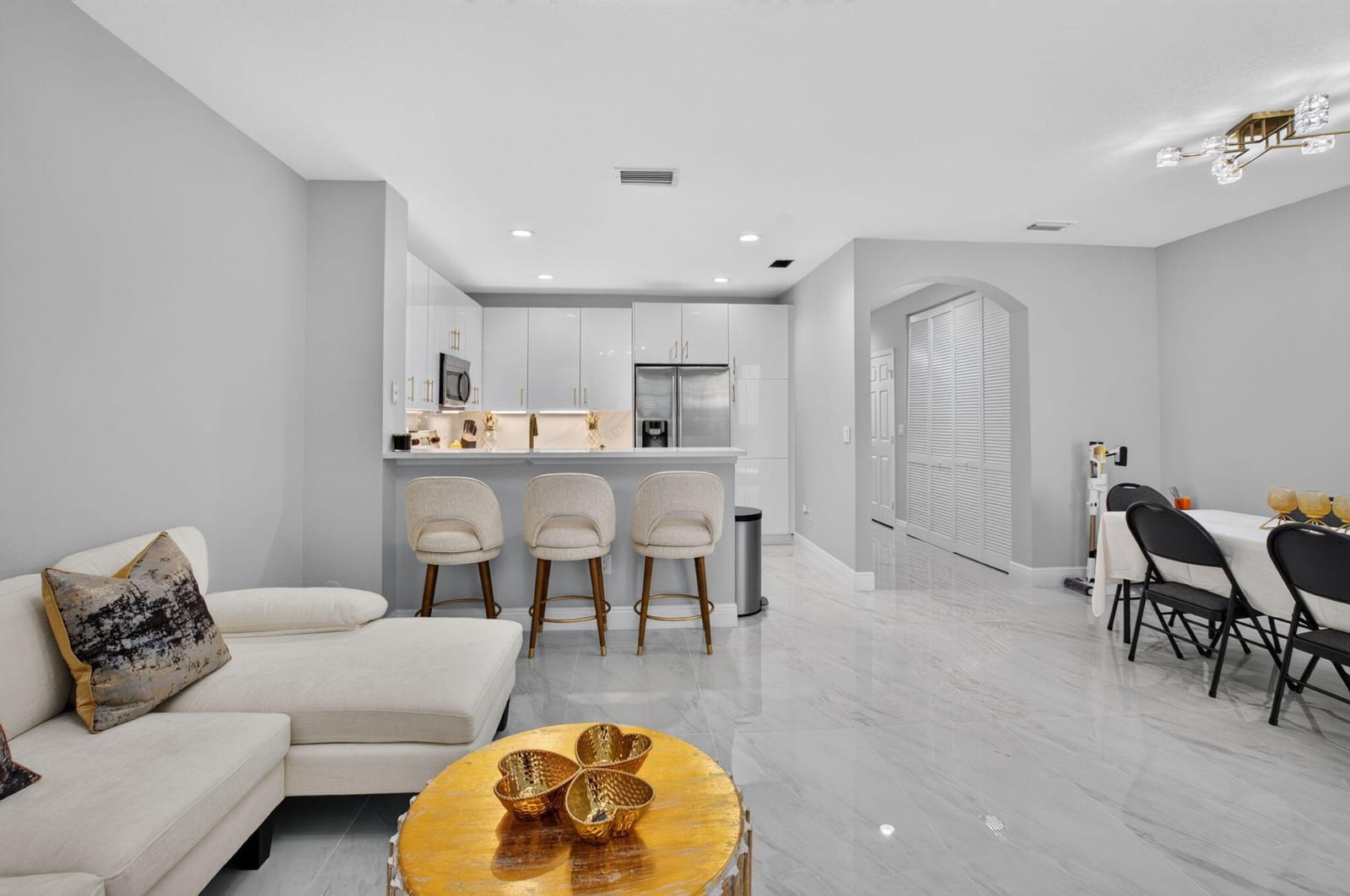 115 S Longport Circle D — photo 11
