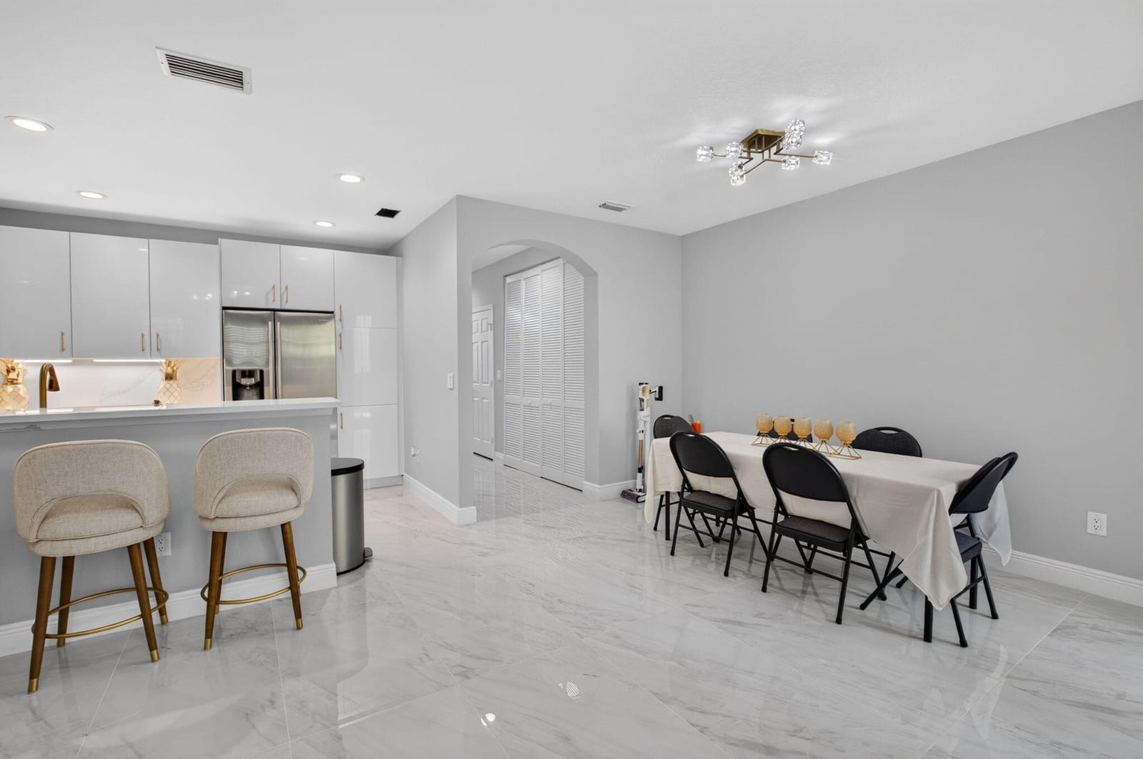 115 S Longport Circle D — photo 12