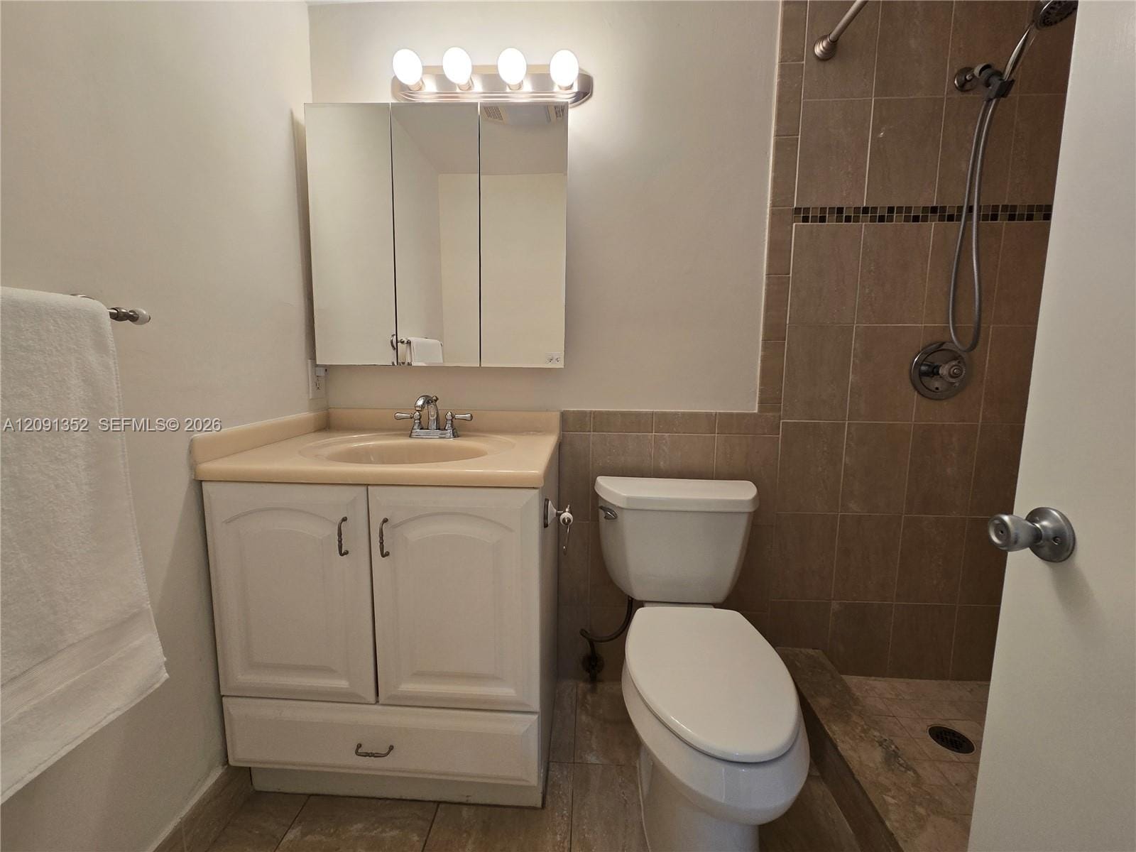 880 W Horizons W 205, Boynton Beach, FL 33435 photo 16