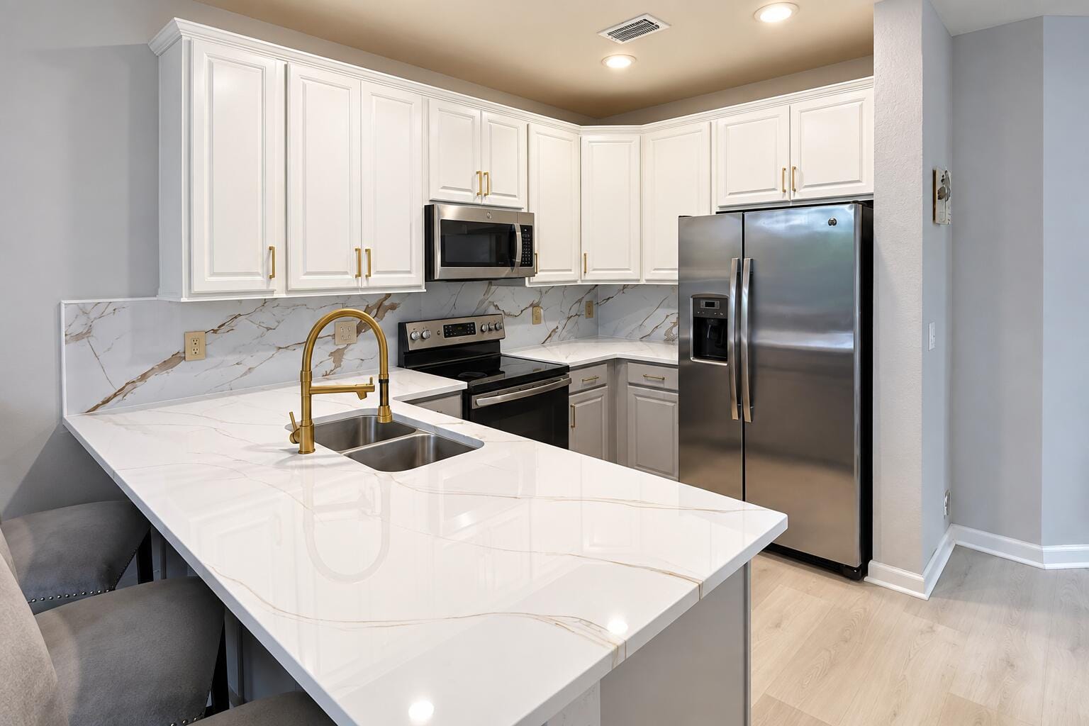 6943 Broadland Way — photo 4