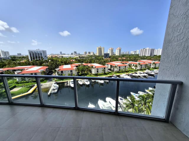 3029 NE 188TH Street 805, Aventura, FL 33180