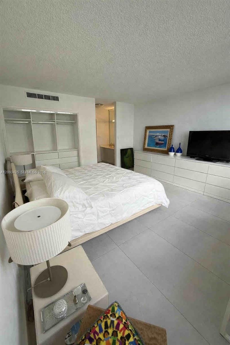 9225 Collins Avenue 505 — photo 12