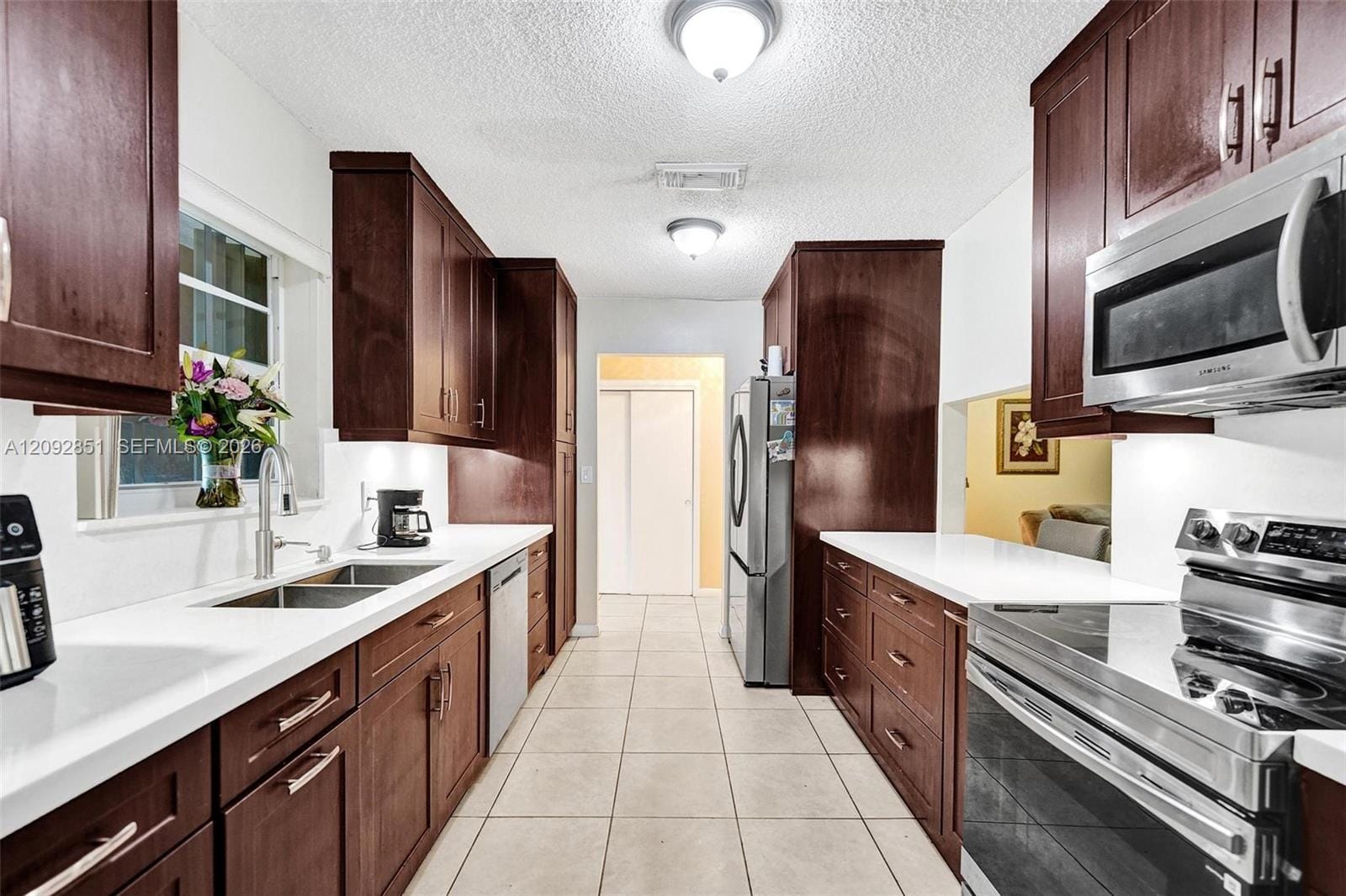 4620 SW 43rd Terrace — photo 4