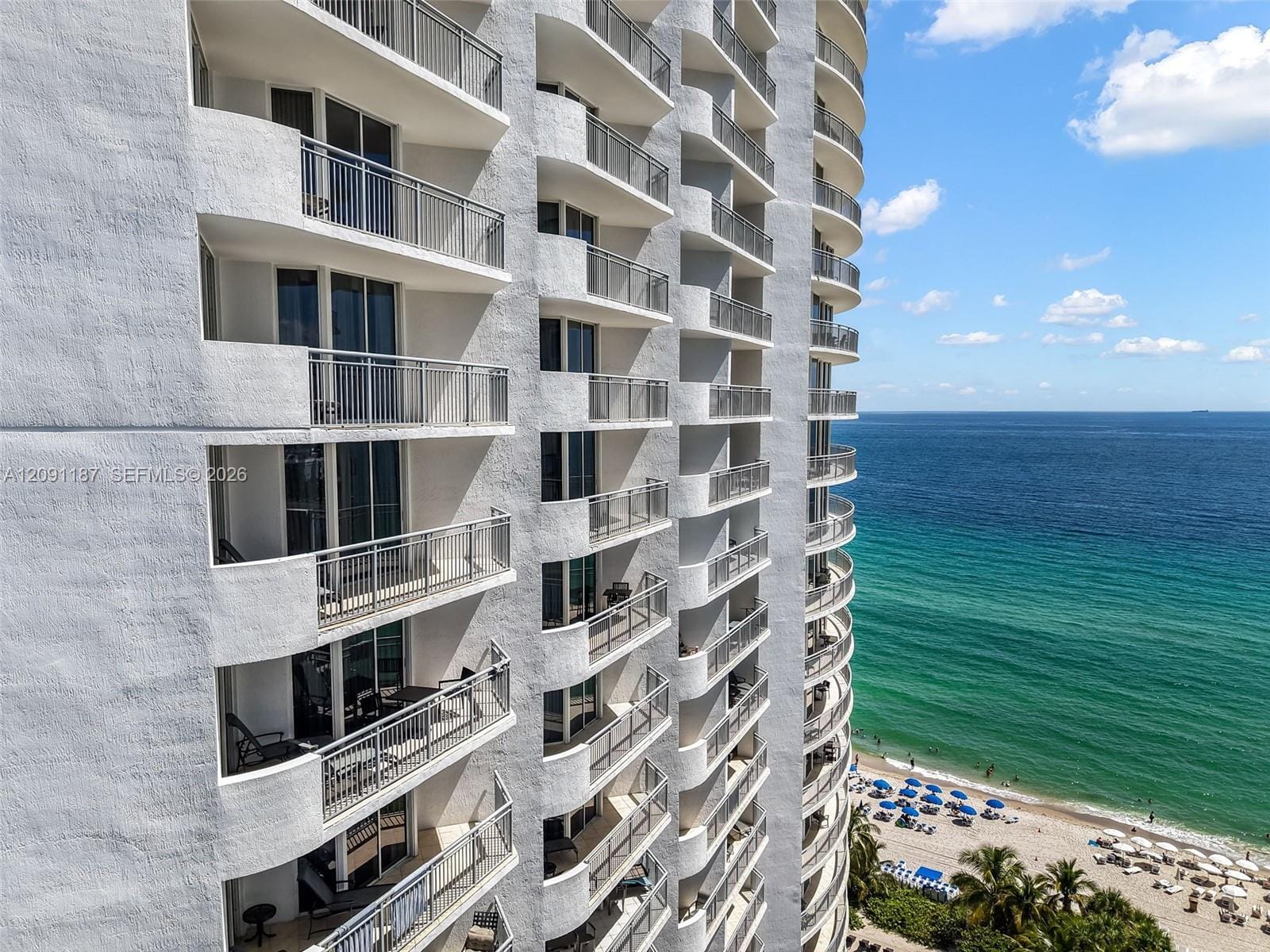 17375 Collins Avenue 1404 — photo 3