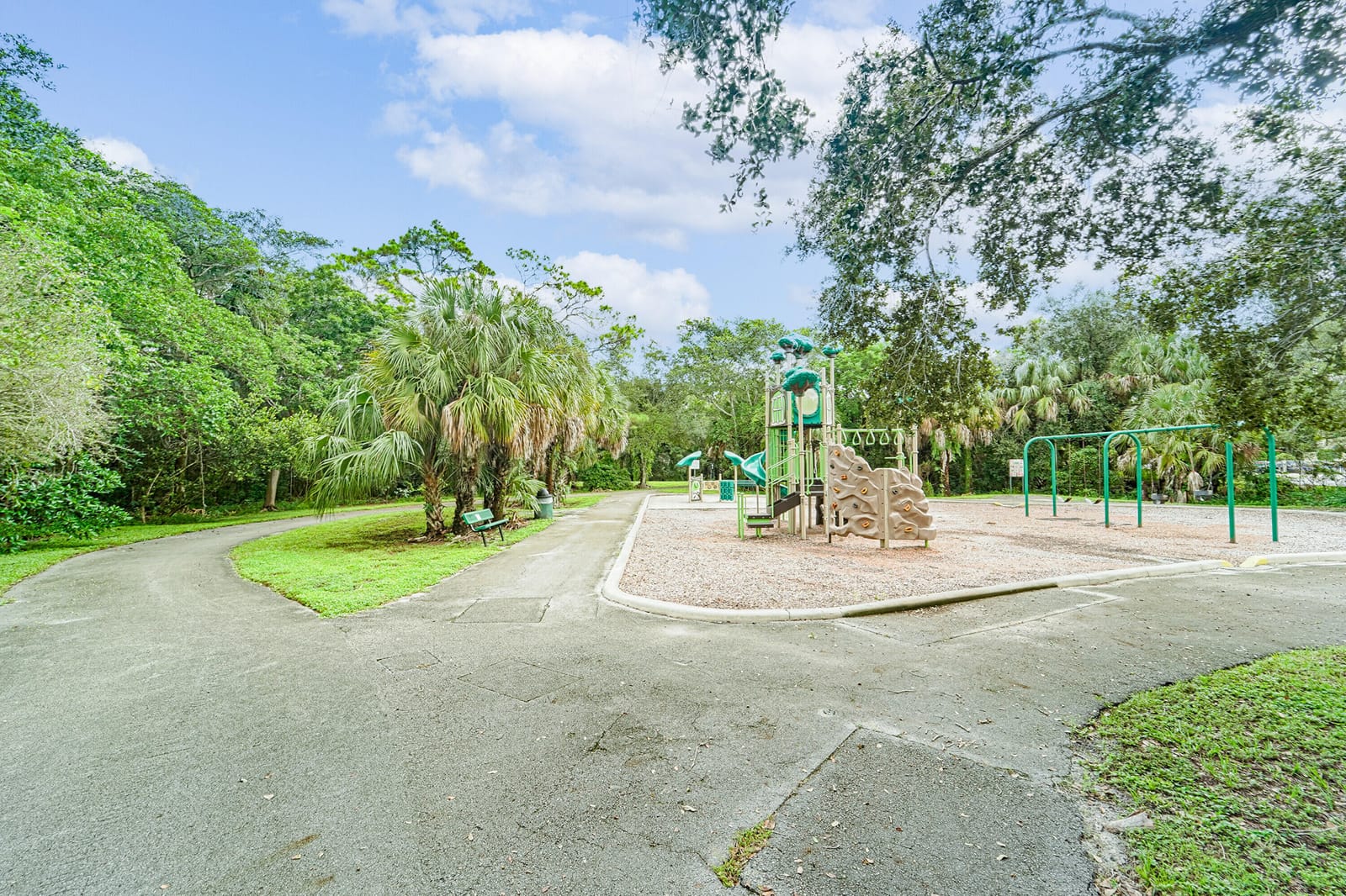 8690 NW 40th Street, Coral Springs, FL 33065