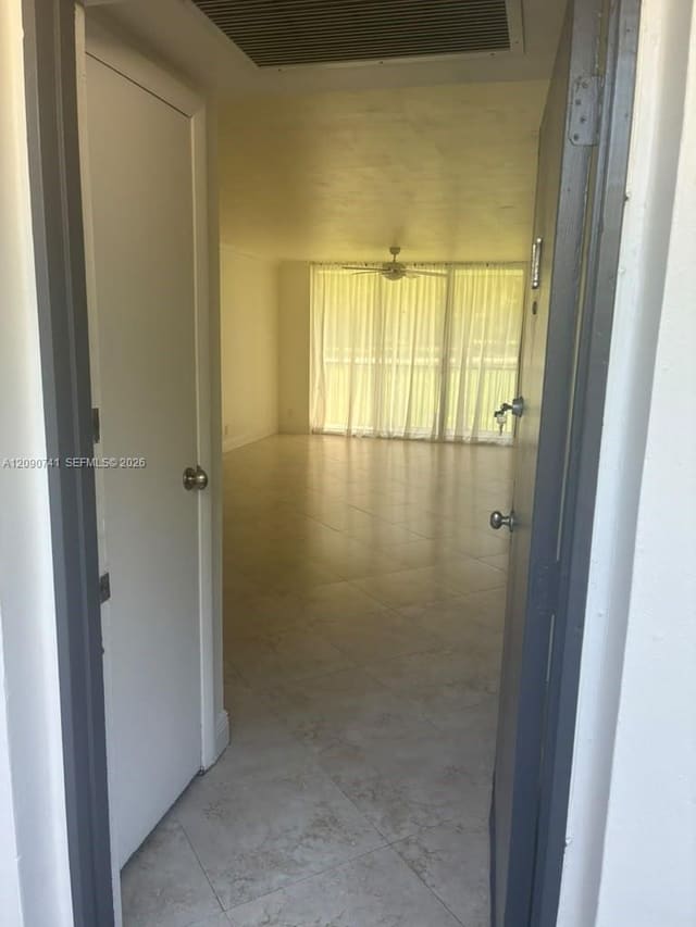 3101 N Country Club Drive 107, Aventura, FL 33180
