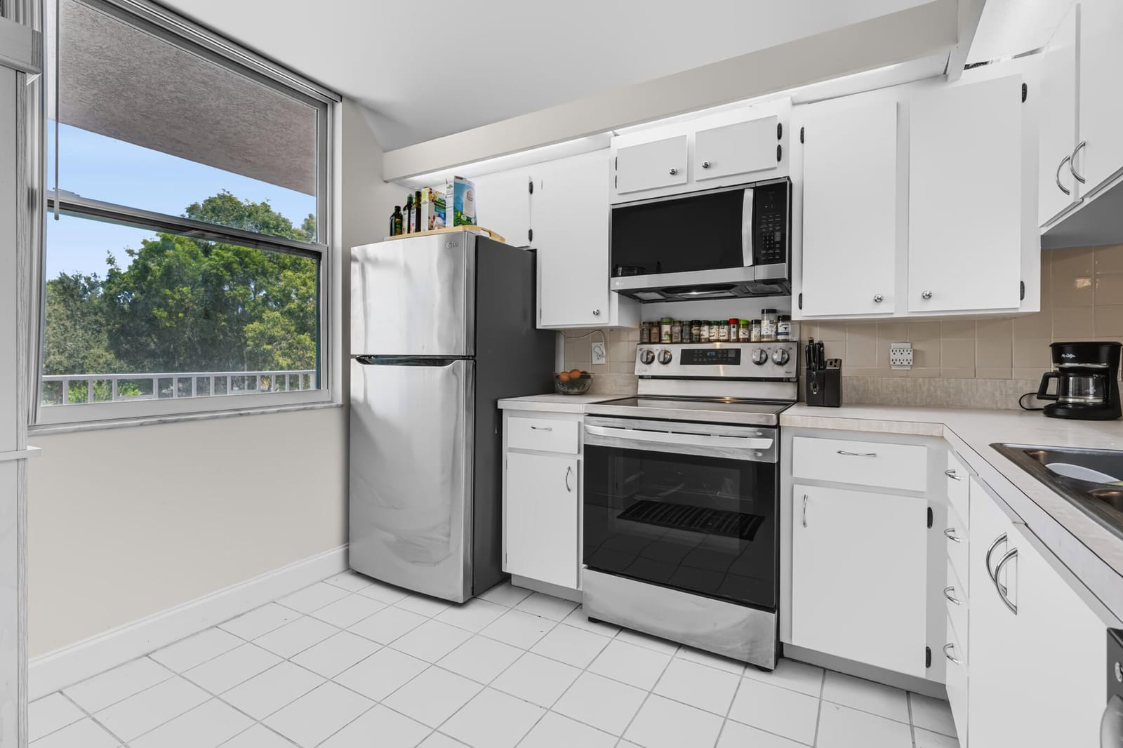 3826 Whitehall Drive 302 — photo 11