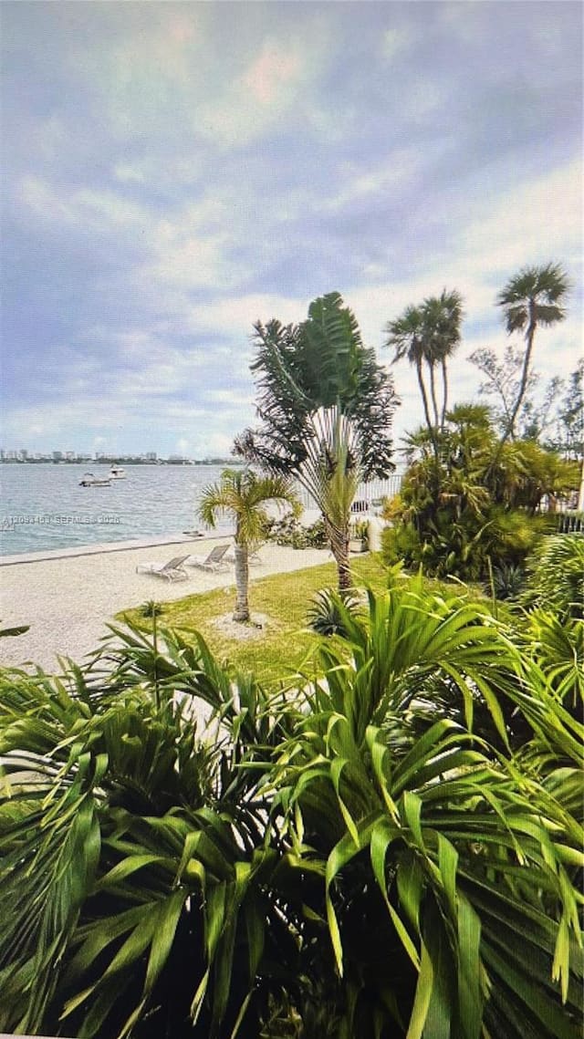 7545 E Treasure Drive 9K, North Bay Village, FL 33141