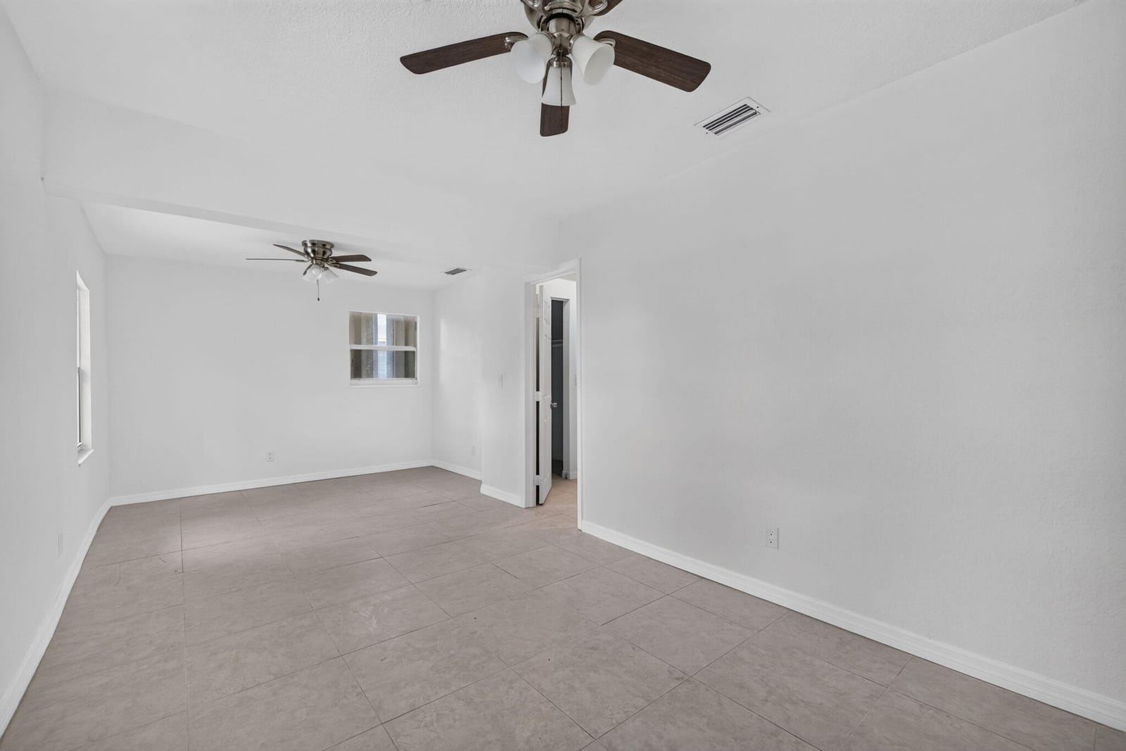 913 SE 10th Street, Stuart, FL 34994 photo 19
