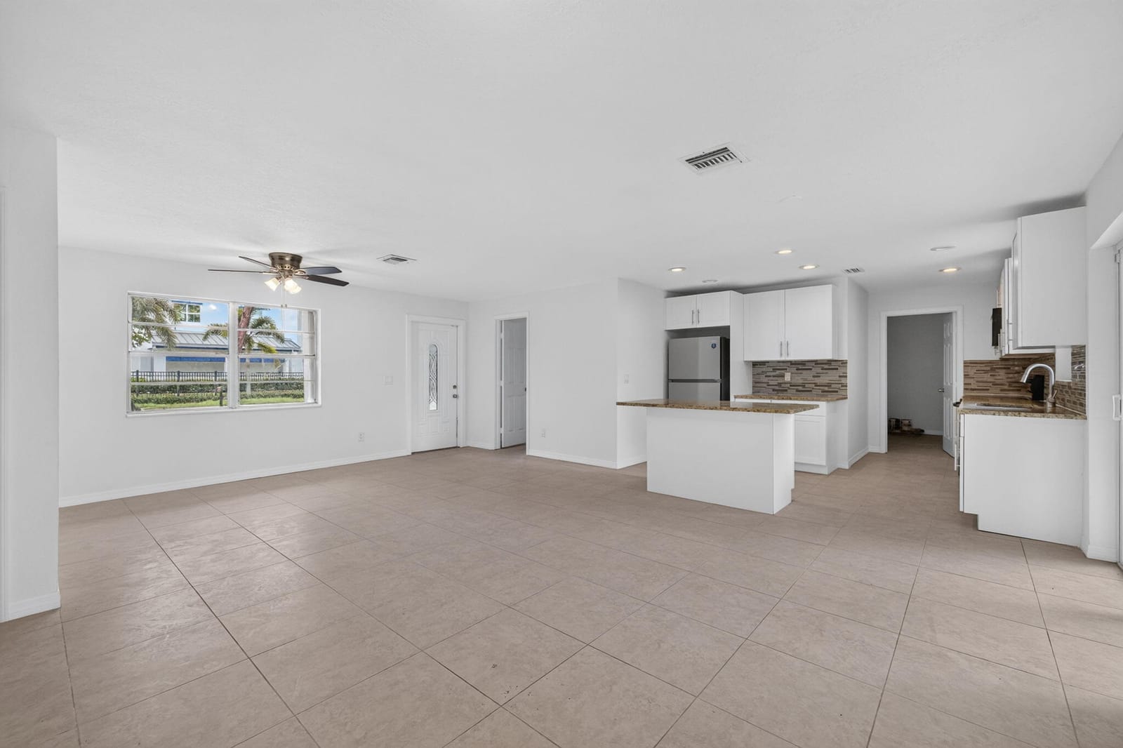913 SE 10th Street, Stuart, FL 34994 photo 5