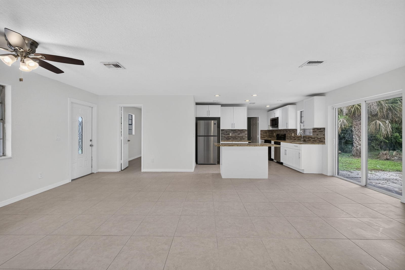 913 SE 10th Street, Stuart, FL 34994 photo 8