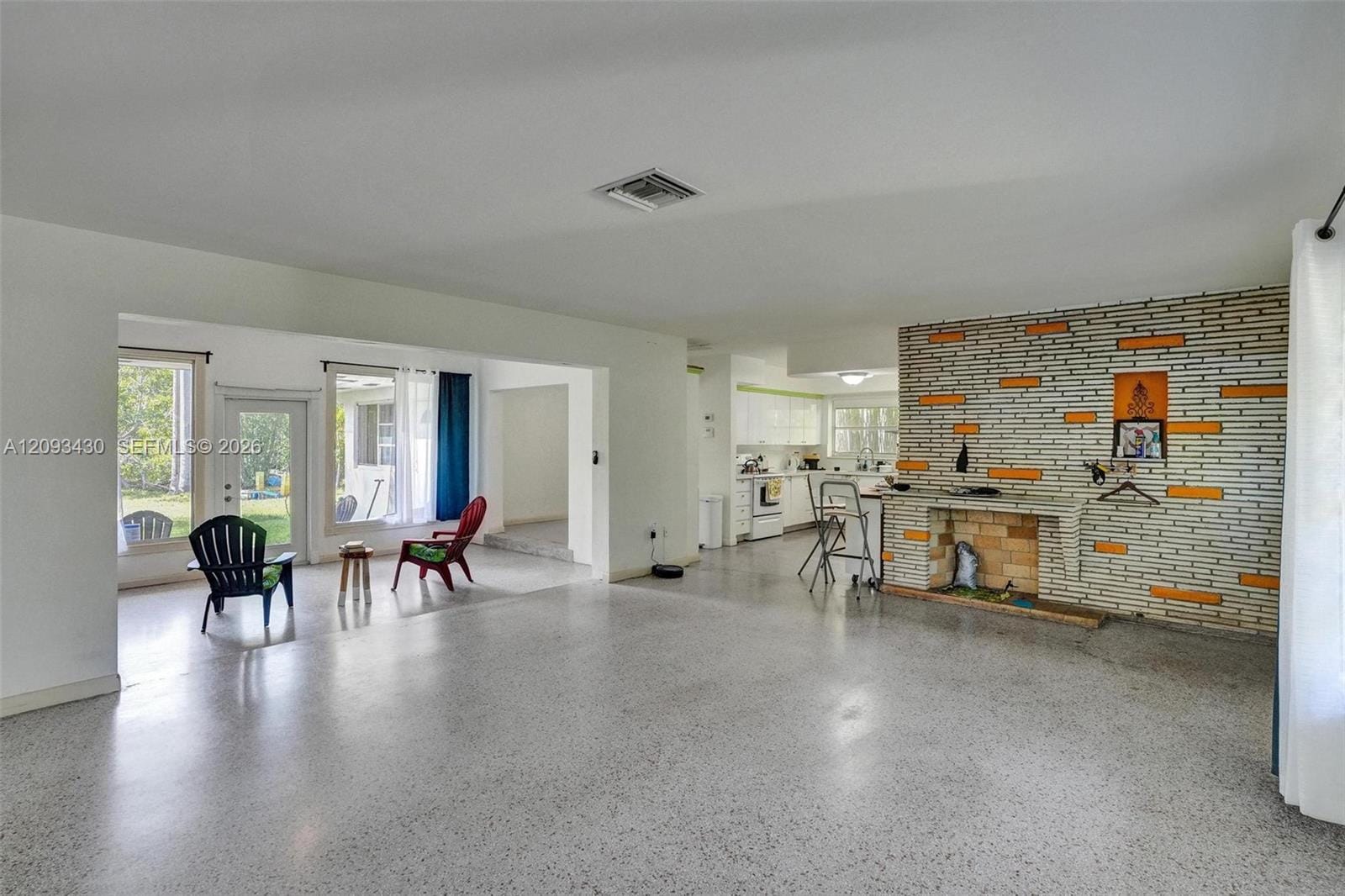 18500 NE 23rd Court 0, Miami, FL 33180 photo 6