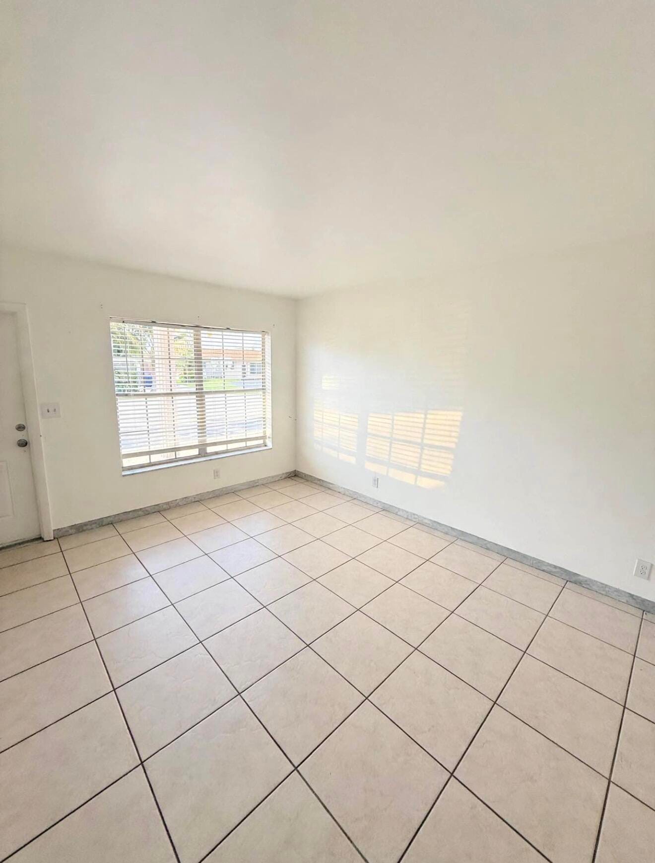 1017 NW 30TH Court 5, Wilton Manors, FL 33311 photo 6
