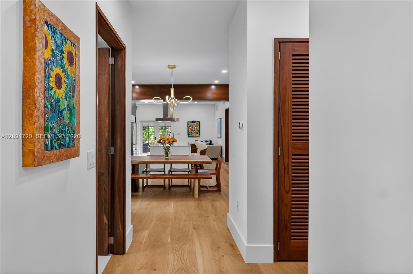 1109 Almeria Avenue — photo 12