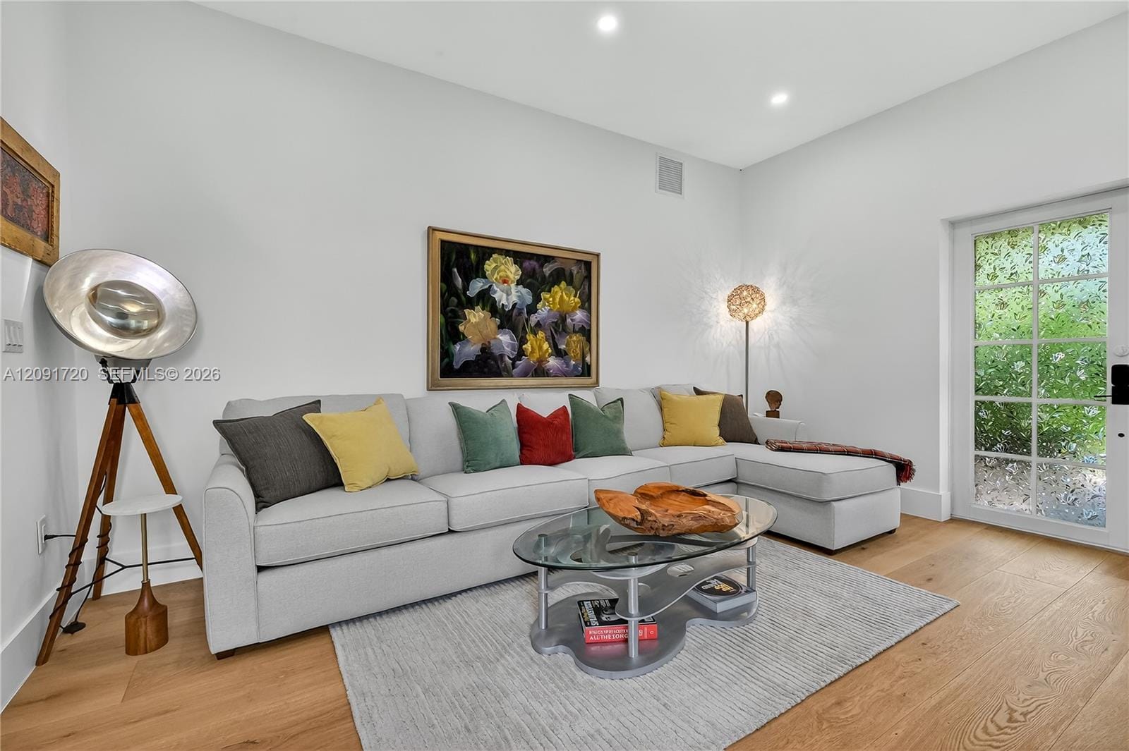 1109 Almeria Avenue — photo 9