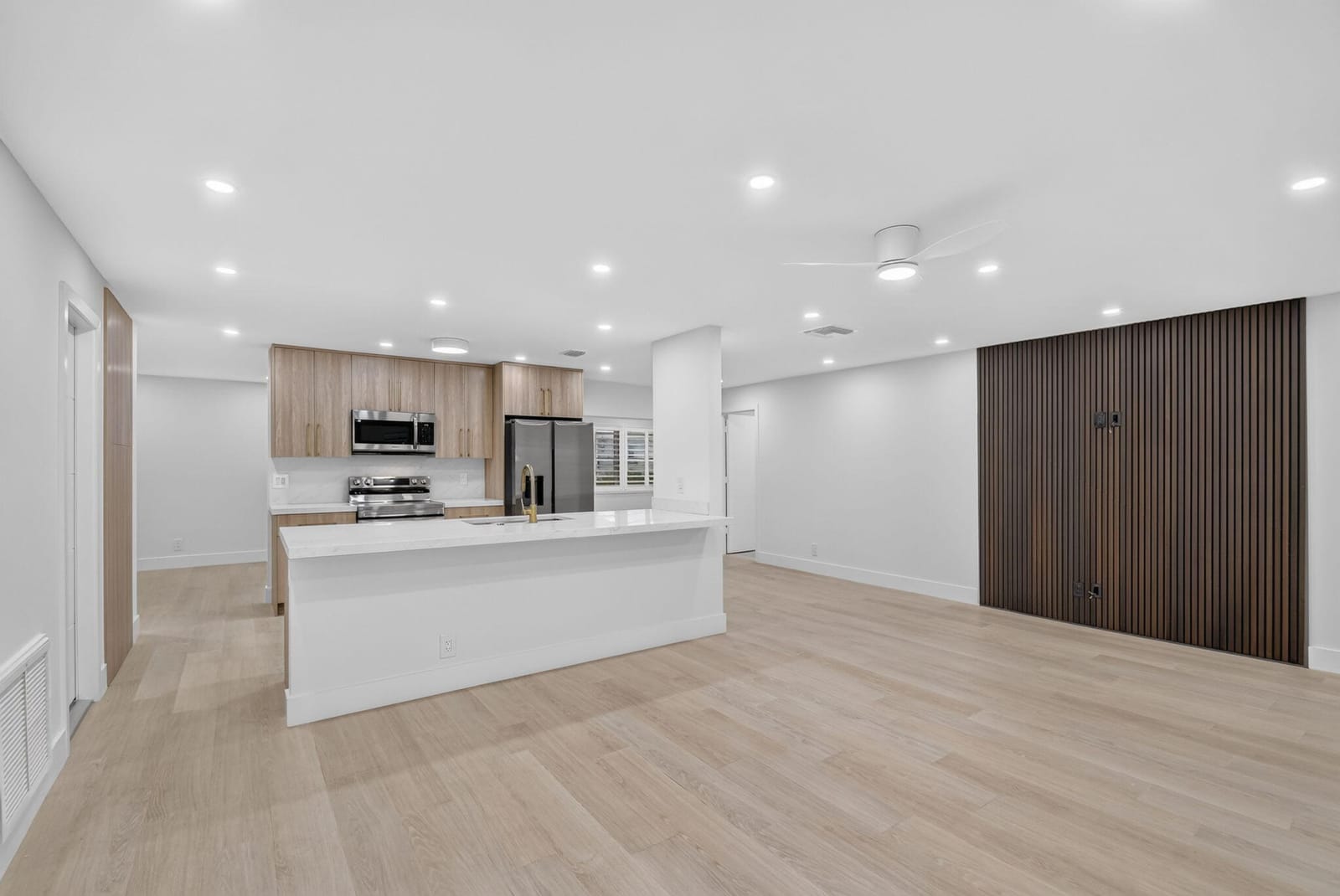 1304 SW 23rd Street — photo 5