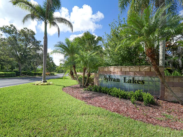 5880 40th Lane, Sylvan Lakes Subdivision, Vero Beach, FL