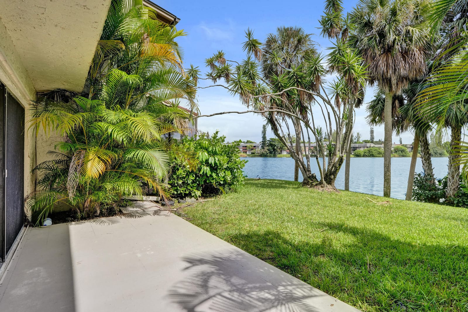 3410 Heather Terrace 3 — photo 4