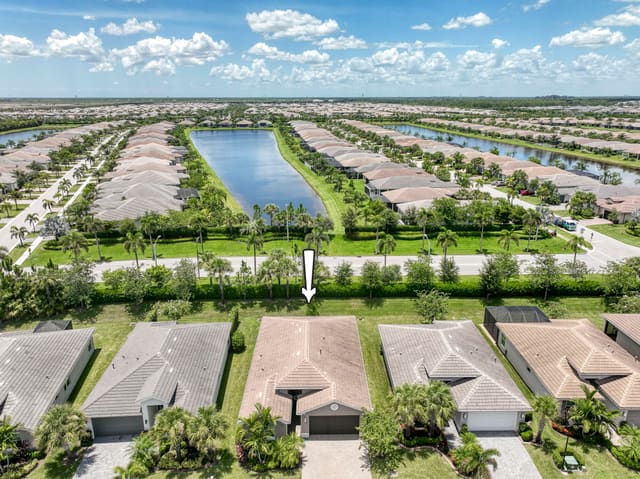 11597 SW Hawkins Terrace, Port St. Lucie, FL 34987