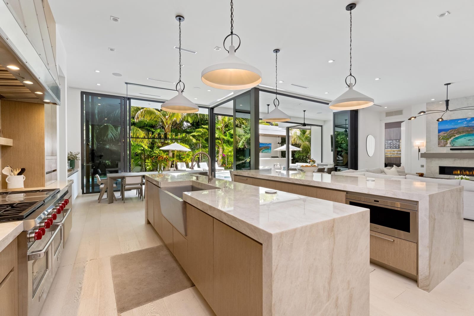735 W Fern Drive — photo 8