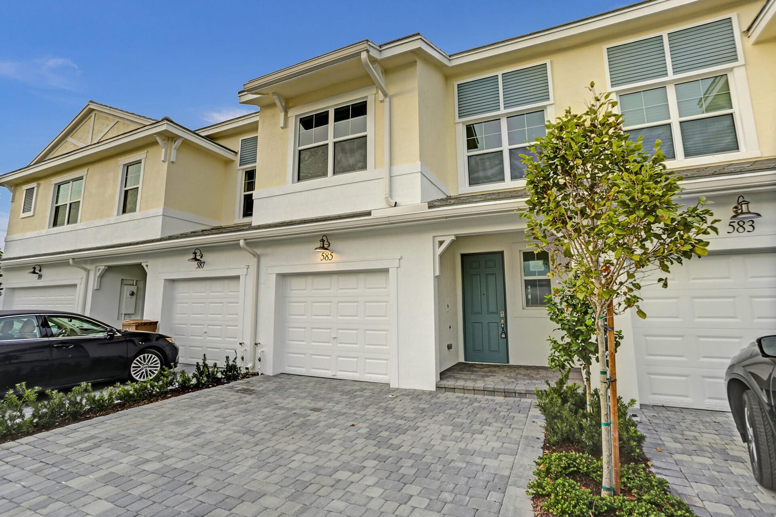 585 SANDERLING Circle, Deerfield Beach, FL 33442 photo 16