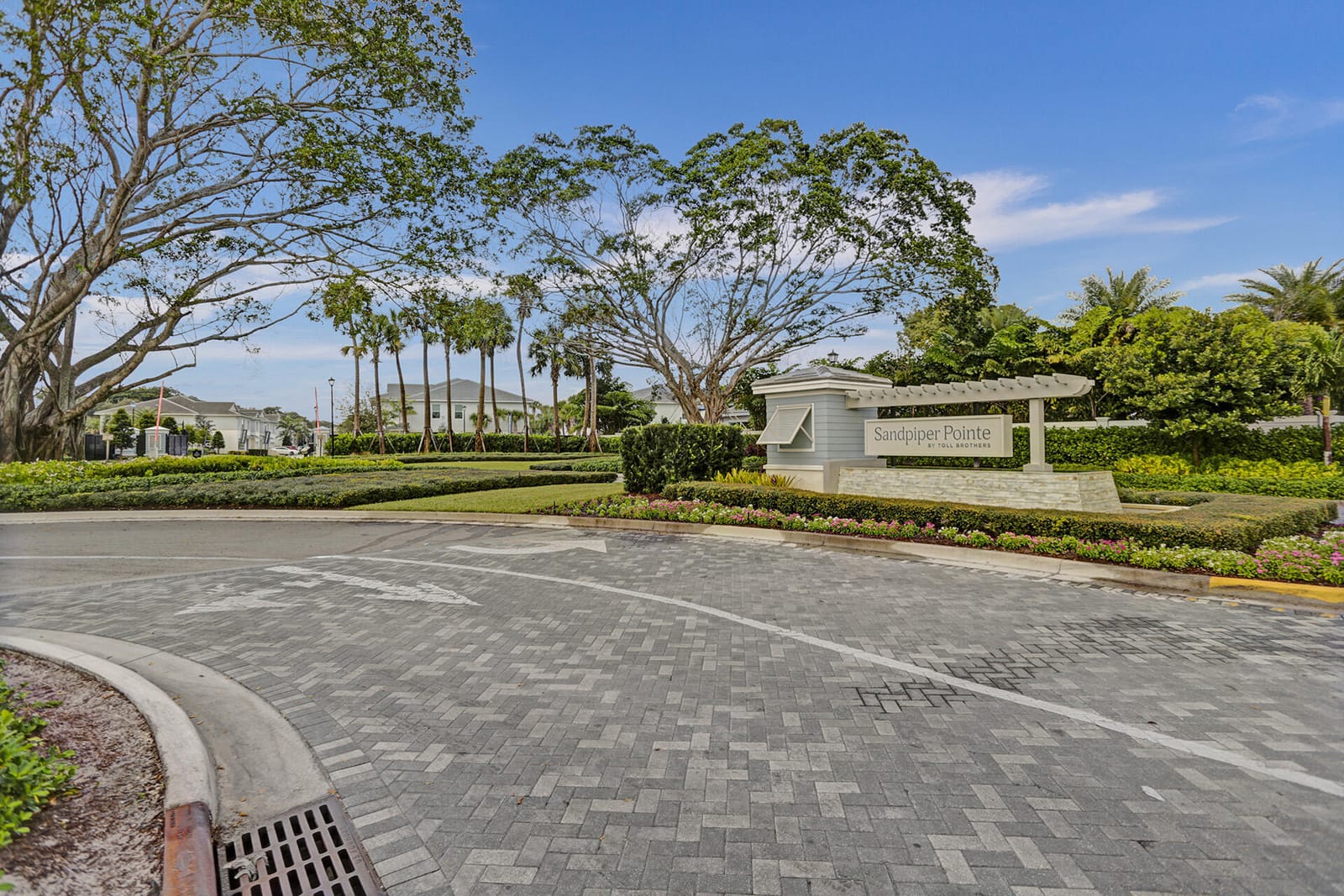 585 SANDERLING Circle, Deerfield Beach, FL 33442 photo 23