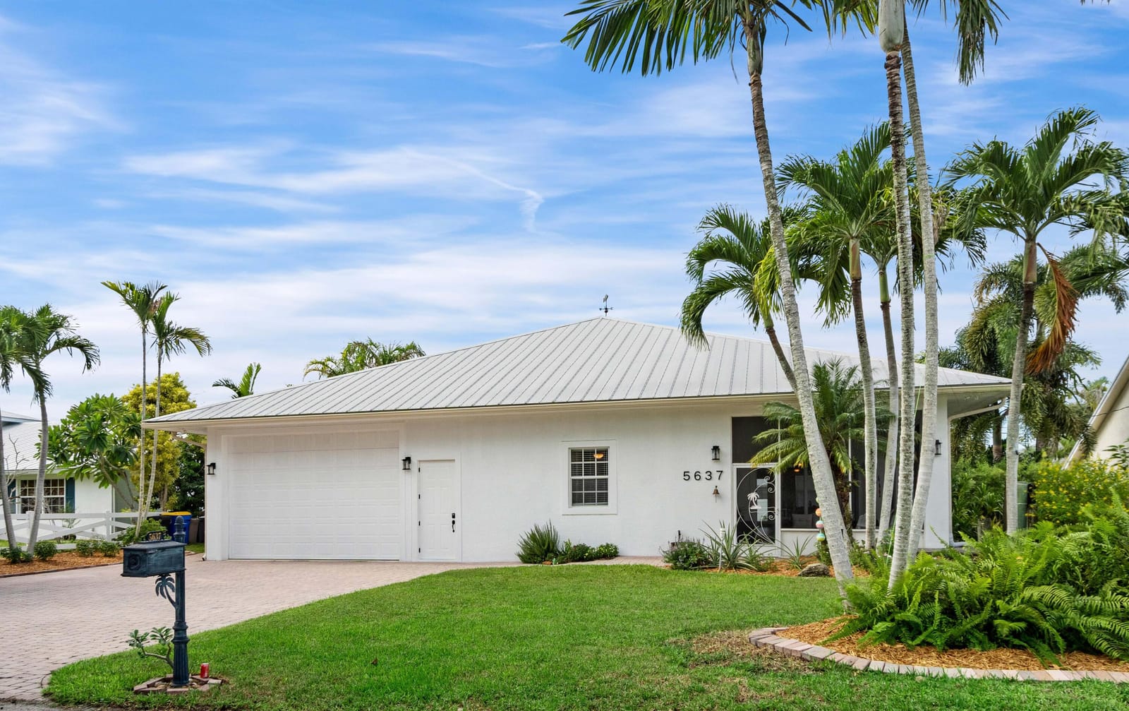 5637 SE MAJOR Way, Stuart, FL 34997 photo 3