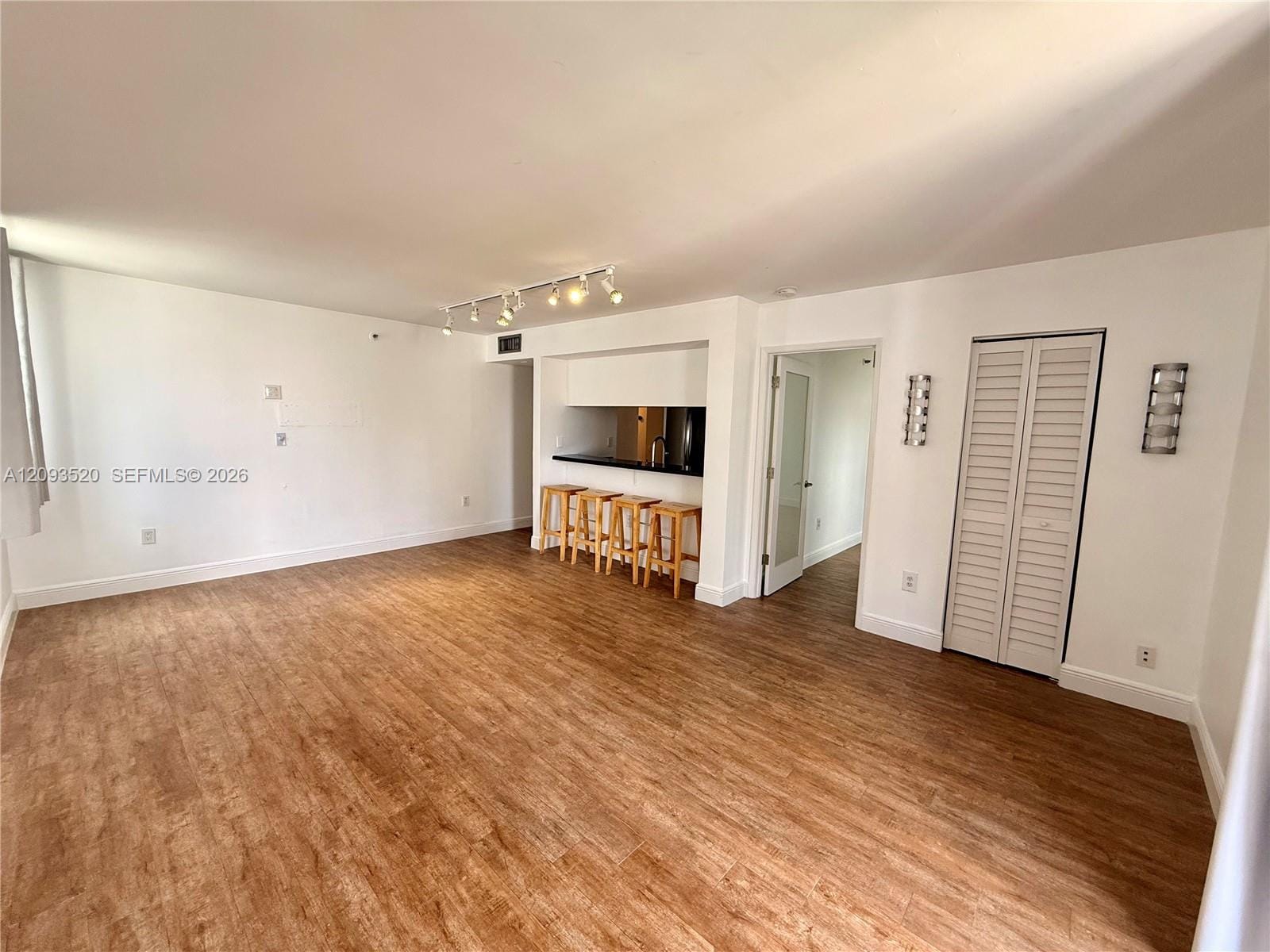 800 N Miami Avenue E-1008, Miami, FL 33136 photo 5